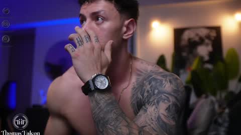 Thomas Falcon online show from January 24, 1:13 am