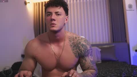 Thomas Falcon online show from October 20, 11:19 pm