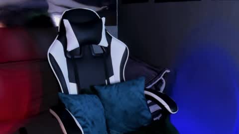 Thomas 3  JUST STAY AND BE MY LAST LOVE online show from April 4, 2:52 am