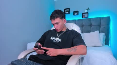 Thomas online show from February 1, 12:37 pm