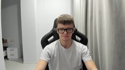 Tomas online show from January 22, 8:06 pm