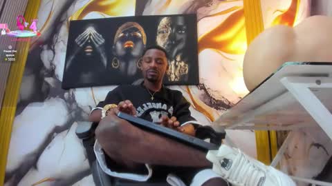 Thomas online show from October 31, 3:30 am