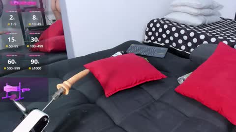 thomass royy online show from September 22, 1:05 am