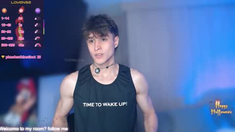 Thom Klein online show from October 10, 7:40 pm