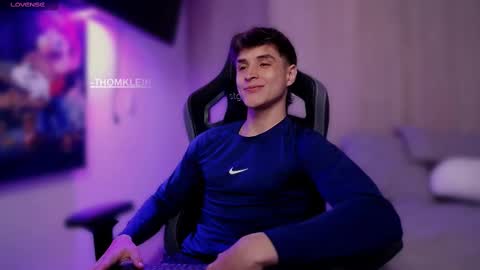 Thom Klein online show from September 17, 7:26 pm