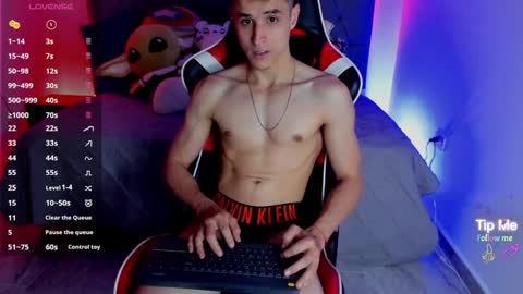 Thom Klein online show from December 11, 8:16 pm