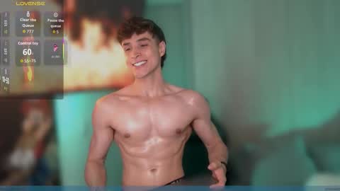 Thom Klein online show from October 2, 8:35 pm