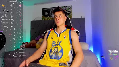 Thom Klein online show from January 11, 7:05 pm