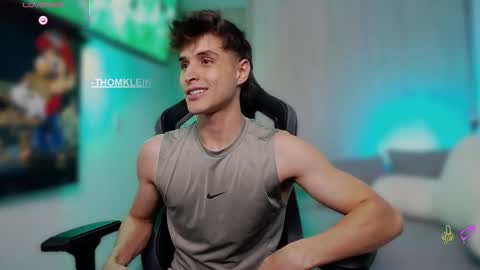 Thom Klein online show from September 19, 9:25 pm