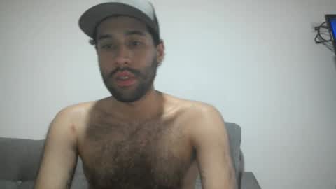 Snapshot of throwawayyourgun chatting on February 2, 3:17 pm Luka online show from February 2, 3:17 pm