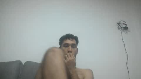 Snapshot of throwawayyourgun chatting on September 30, 7:06 pm Luka online show from September 30, 7:06 pm