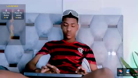 tiago_xxx_ online show from November 5, 8:55 pm