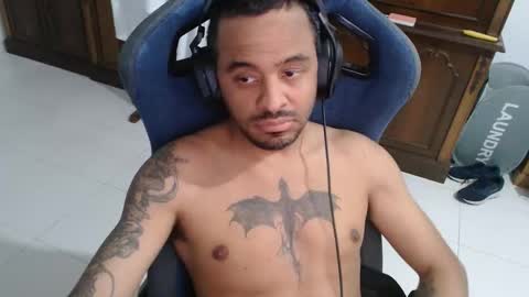 Shameless Geek online show from December 14, 7:32 pm