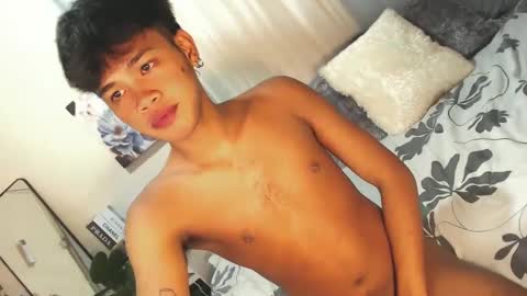 Snapshot of tiara_perezx chatting on January 29, 4:05 am Sam online show from January 29, 4:05 am