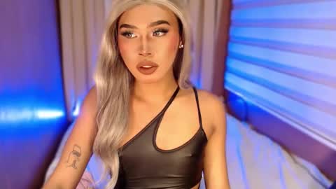 Snapshot of tiara_perezx chatting on September 26, 7:44 pm Sam online show from September 26, 7:44 pm