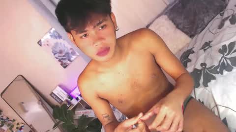 Snapshot of tiara_perezx chatting on February 1, 2:47 am Sam online show from February 1, 2:47 am