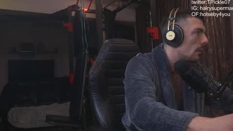 Snapshot of tickle_my_pickle07 chatting on February 3, 5:40 am tickle_my_pickle07 online show from February 3, 5:40 am