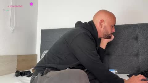 Tim Beard online show from April 11, 10:13 pm