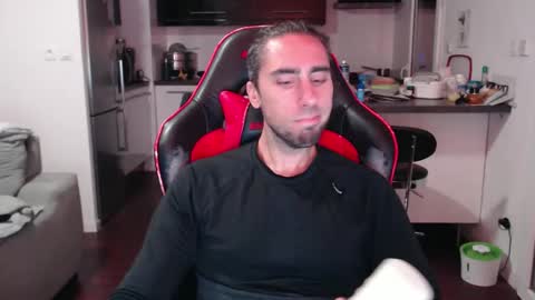 Snapshot of timmoo3 chatting on October 28, 8:22 pm Tim online show from October 28, 8:22 pm