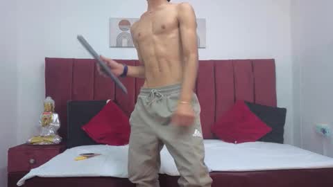 Evans  online show from October 9, 9:20 pm