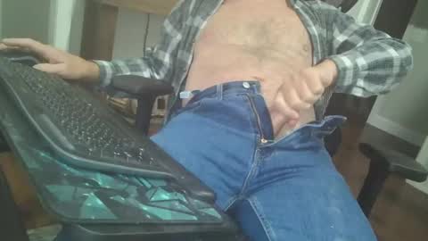 Snapshot of tincup430 chatting on October 24, 11:34 am 5 day load on deck online show from October 24, 11:34 am