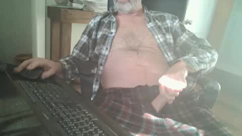 Snapshot of tincup430 chatting on December 6, 12:49 pm 5 day load on deck online show from December 6, 12:49 pm