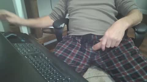 Snapshot of tincup430 chatting on December 17, 12:33 pm 5 day load on deck online show from December 17, 12:33 pm