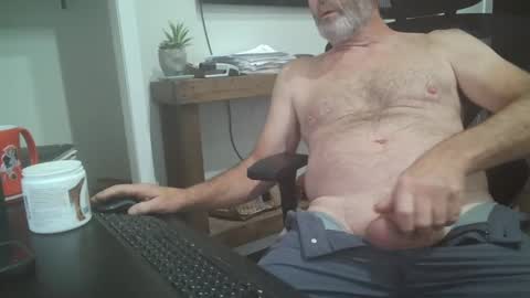 Snapshot of tincup430 chatting on October 16, 11:51 am 5 day load on deck online show from October 16, 11:51 am