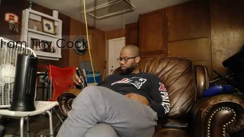 tinycock_1979 online show from December 15, 2:41 am