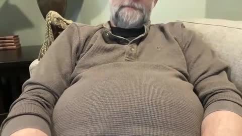 Snapshot of tjbear101 chatting on March 4, 7:43 pm tjbear101 online show from March 4, 7:43 pm