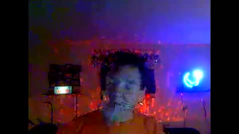 Snapshot of tkthedj chatting on December 15, 2:19 am TK online show from December 15, 2:19 am