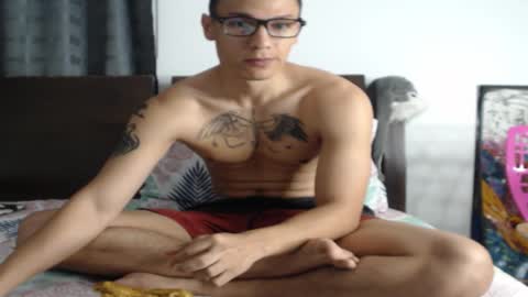 Andres Independent Model online show from February 1, 1:15 am