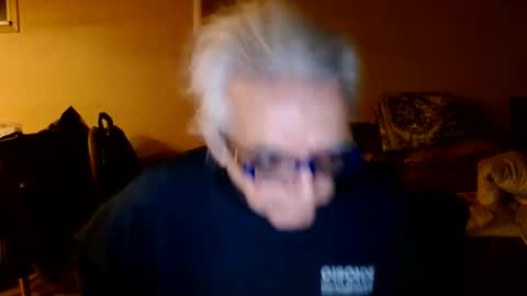 tom112292014 online show from December 22, 11:42 pm