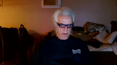 tom112292014 online show from December 31, 2:51 am