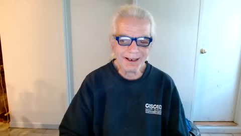 tom112292014 online show from December 26, 3:20 pm