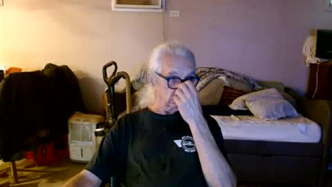 tom112292014 online show from July 1, 5:57 pm
