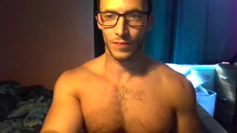 tom90ukx online show from September 22, 12:48 pm