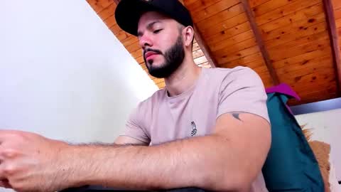   online show from January 17, 12:52 pm