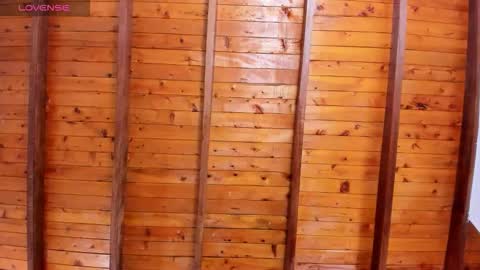   online show from September 27, 3:32 pm