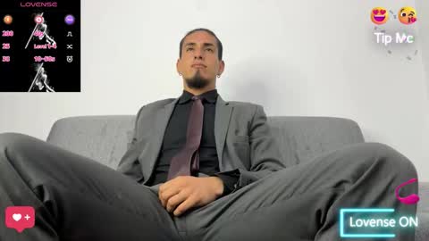 TOM online show from December 16, 12:45 pm