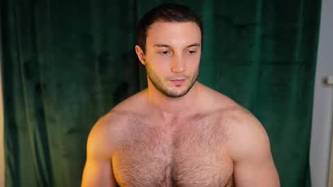 Tom online show from March 24, 5:07 pm