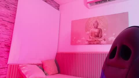 Tom muscle1 online show from April 11, 11:58 am