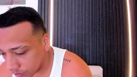 Tom muscle1 online show from November 7, 12:19 pm