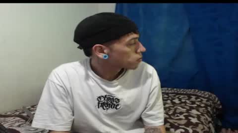 tomas_turbado_ online show from July 30, 7:18 am