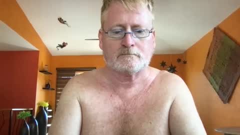 Snapshot of tomascausa chatting on September 23, 3:55 pm Hola online show from September 23, 3:55 pm