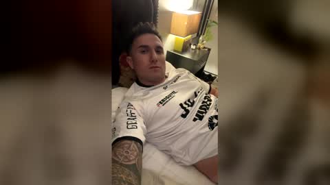 tomassshelby online show from May 3, 11:39 pm
