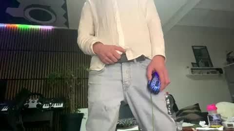 tommit84 online show from March 12, 2:31 am