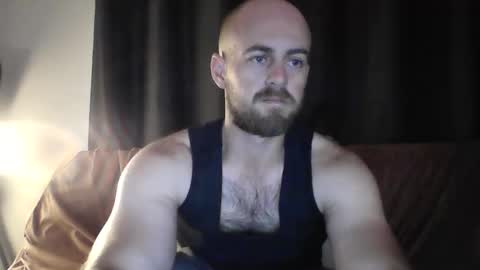 tommy5173 online show from December 11, 9:42 am