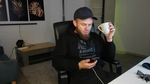  tommy burnzzz  online show from November 20, 1:54 pm