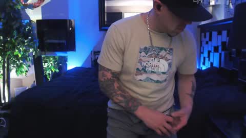 Tommy online show from March 11, 3:05 am